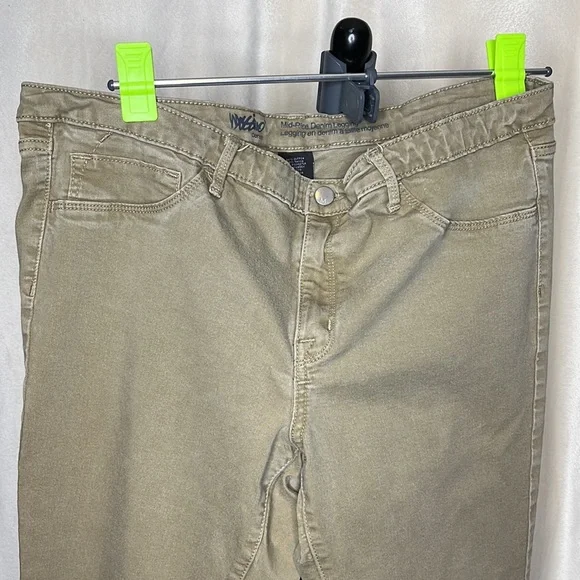 Mossimo size 18 mid-rise denim legging - Picture 3 of 12